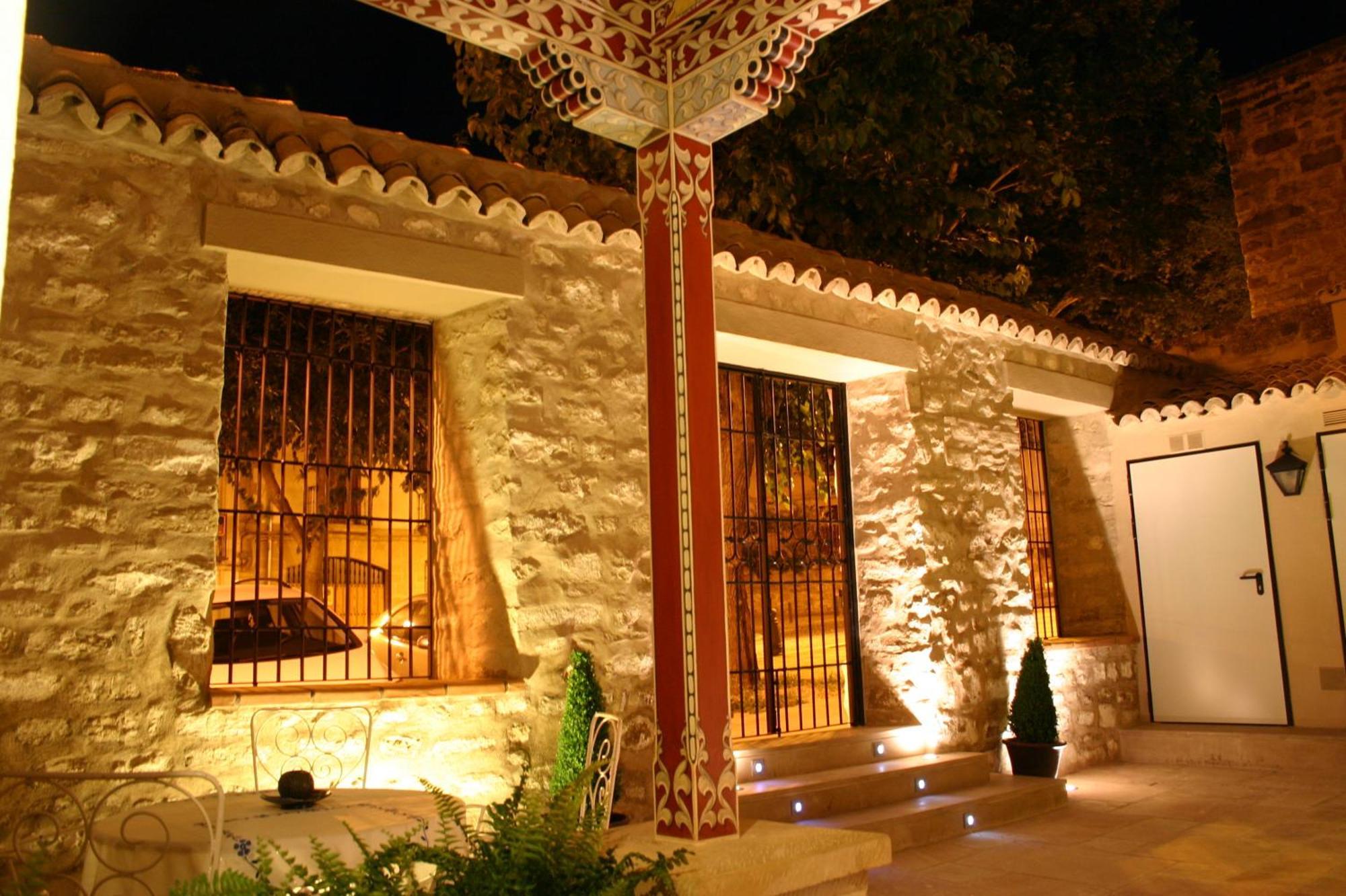 Hostal Santa Maria De Ubeda Buitenkant foto